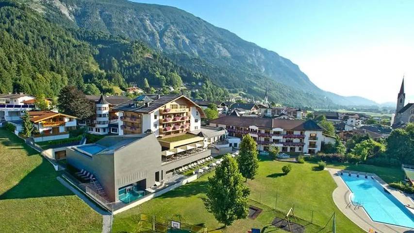 Hotel für 2 Personen, mit Balkon und Sauna