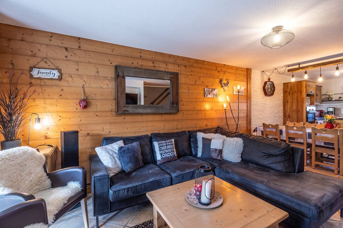 Entire apartment, Apartment 'Refuge De L'Alpage - Immoclean' with Mountain View, Balcony and Wi-Fi in Station de Morillon, Grand Massif