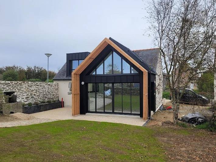 Location de vacances pour 4 personnes, avec vue et jardin, adapté aux familles dans Plage Porz Liogan Le Conquet - 4