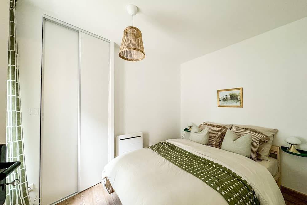 Entire apartment, Comfortable T2 - Plein Centre in Tarbes, Hautes-Pyrénées