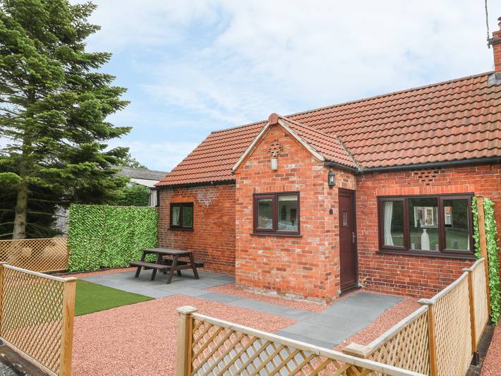 Casa rural para 2 personas, con jardín - 1
