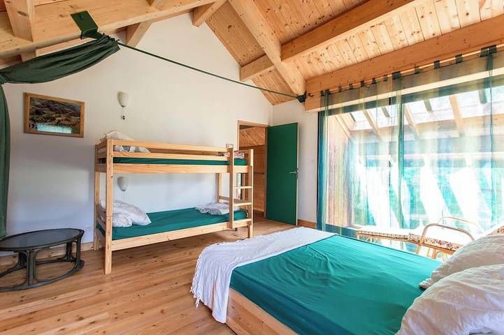 Gîte pour 12 personnes, avec Balcon et Jardin à Crots - 3