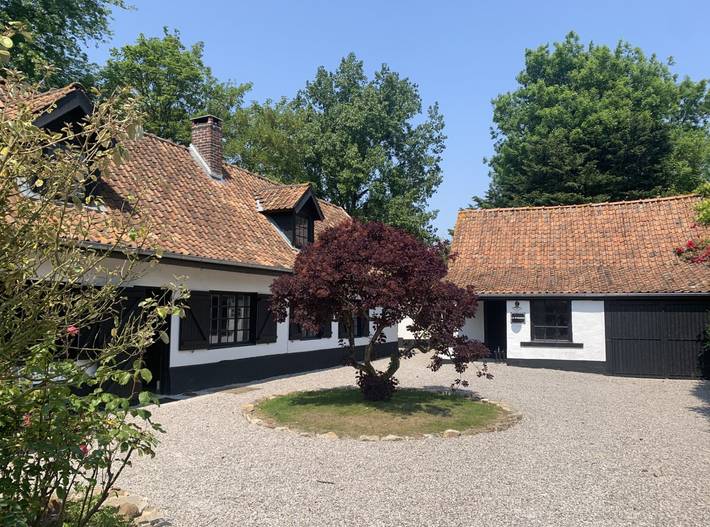 Gîte pour 6 personnes, avec terrasse et jardin à Cormont
