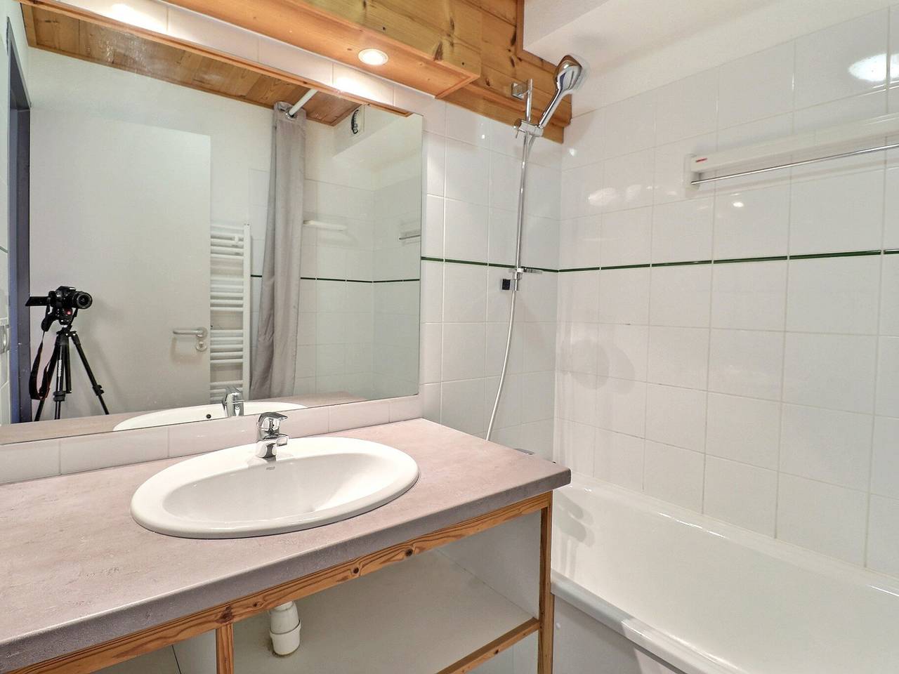 Ganze Wohnung, La Tania - Ski-in/Ski-out Appartement für 4 Personen, 31m², Nr. 716 in Résidence Le Grand Bois A in La Tania, La Perrière