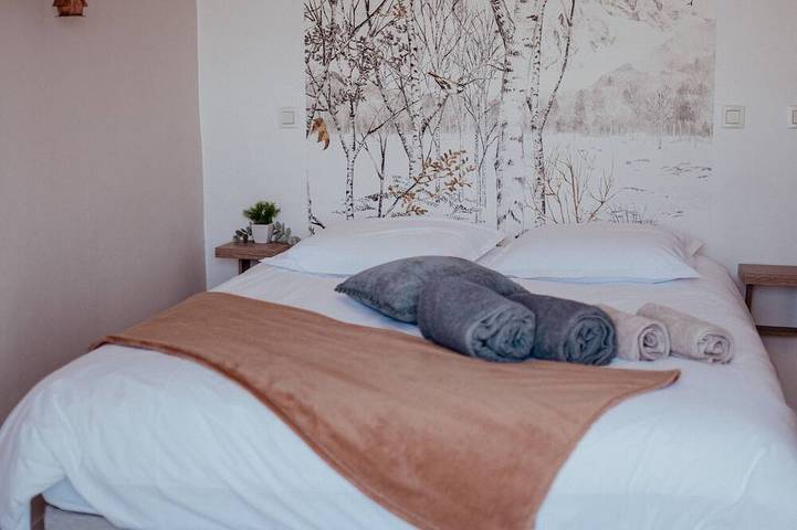 Gîte pour 11 personnes, avec jacuzzi ainsi que jardin et sauna à Bois-de-Céné - 3