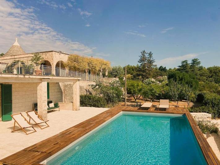 Villa per 8 persone, con piscina e terrazza nonché panorama e giardino, con animali domestici in Fasano