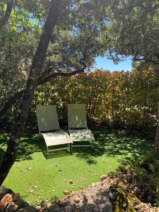 Location de vacances pour 8 personnes, avec jardin et piscine à Sillans-la-Cascade - 3