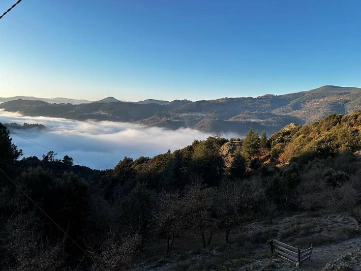 Location de vacances pour 4 personnes, avec vue et jardin à Chalencon - 2