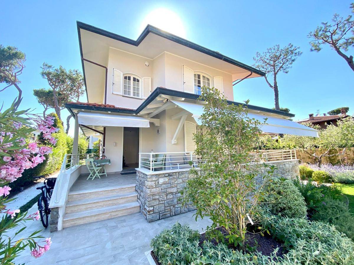 Deluxe Double Room in Lido di Camaiore, Camaiore