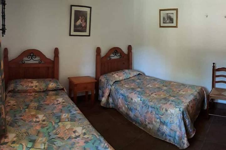 Gîte pour 28 personnes, avec jardin et terrasse à Casarabonela - 3