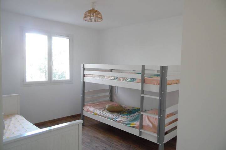 Location de vacances pour 6 personnes, avec jardin et terrasse à Collias - 2