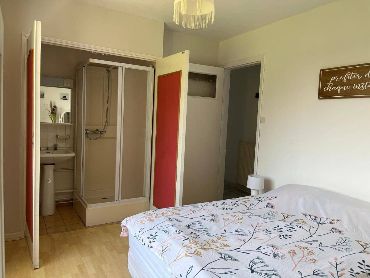 Two-Bedroom House in Ruminghem, Région de Saint-Omer