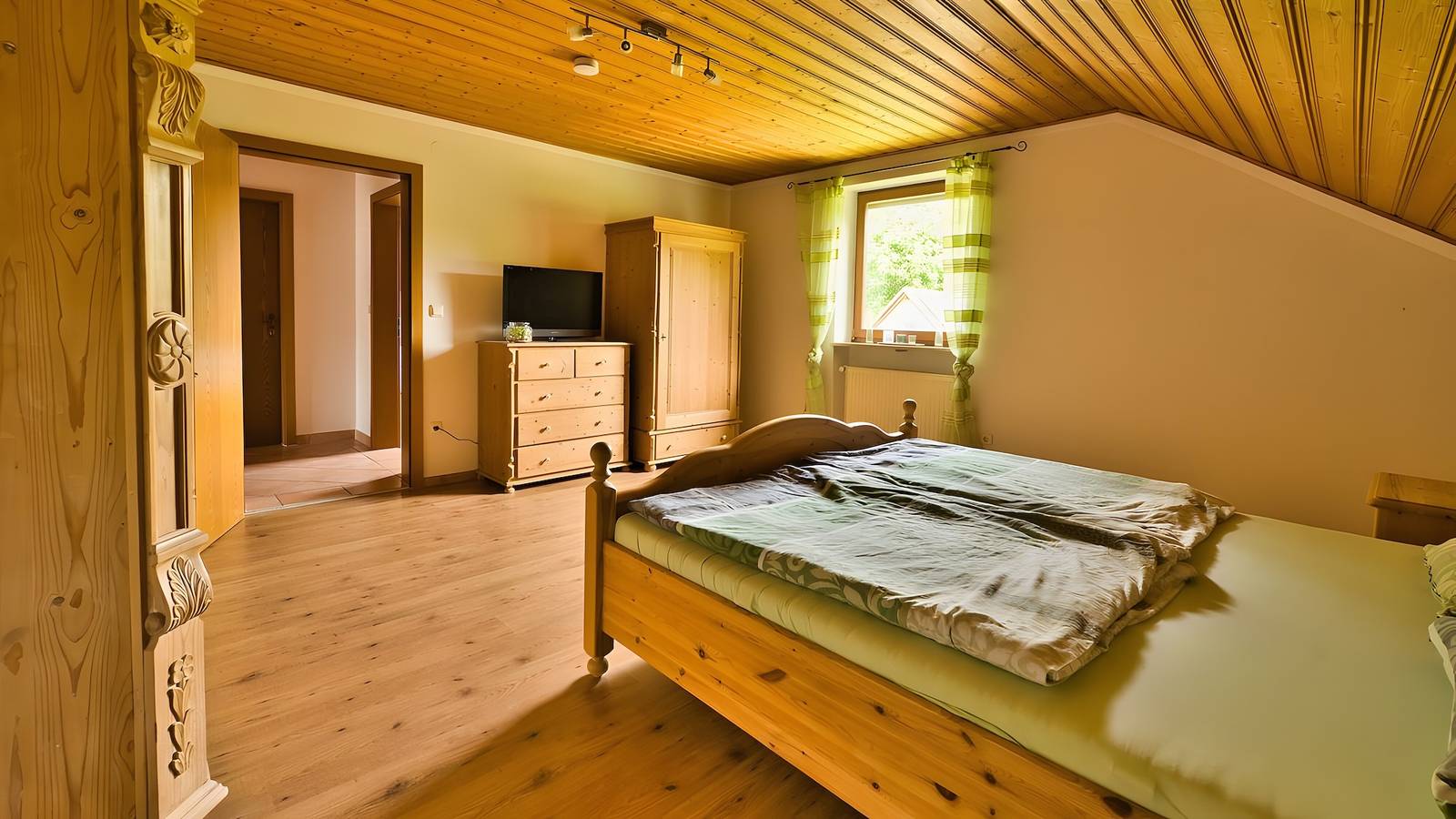 Ganze Wohnung, Apartment „Edmaier“ mit Balkon und Wlan in Riedenburg, Ostbayern