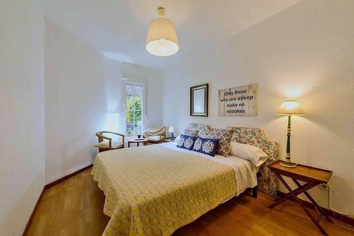 10 min to Airport · House with Garden & Parking in San Sebastián de los Reyes, Área Metropolitana de Madrid