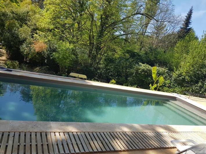 Location de vacances pour 2 personnes, avec piscine ainsi que jardin et vue à Sainte-Alvère - 3