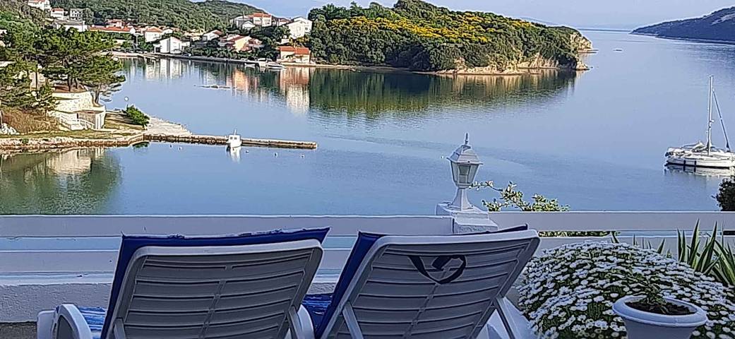 Ganze Ferienwohnung, Ferienwohnung 60 m zum Sandstrand in Supetarska Draga, Rab