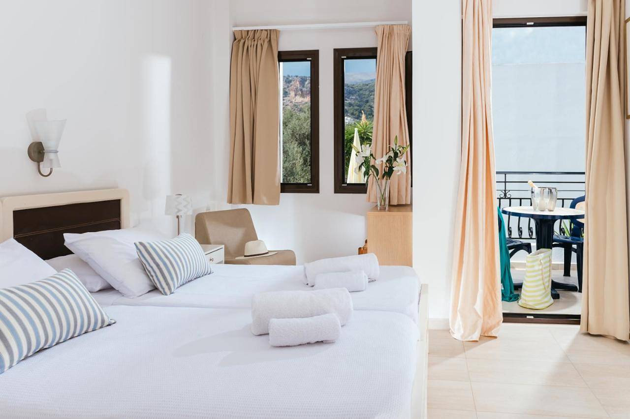 Paradise Hotel-Apartments in Stalída, Malia