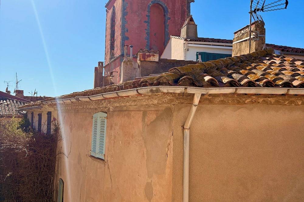 Appartement entier, Vue d'exception sur le clocher - T2 coeur de Saint-Tropez in Saint-Tropez, Côte méditerranéenne (France)