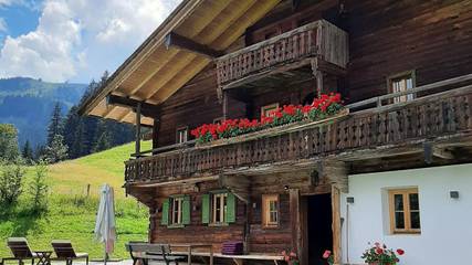 Hütte für 8 Personen, mit Garten und Sauna in Söll