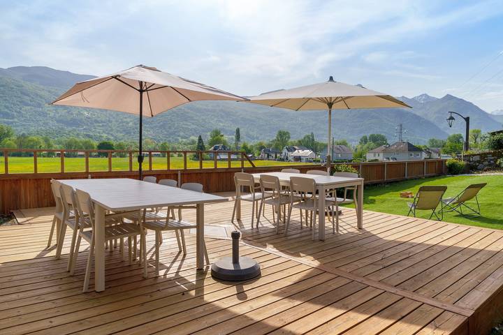Location de vacances pour 10 personnes, avec jardin à Lau-Balagnas