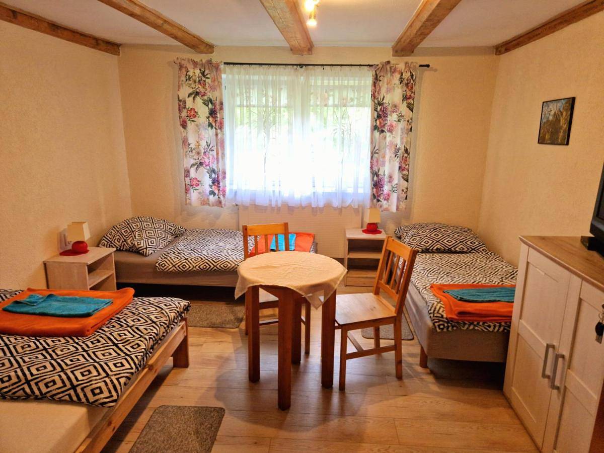 Pokoje pod Krzywym Dachem in Sudety (Polska)