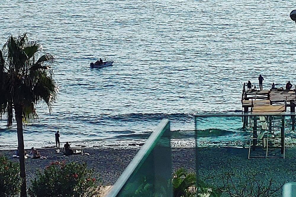 Entire apartment, Sea Front \"Luxury Residence\" Large Studio Apt.  (35) in Alanya, Turkish Mediterranean Region