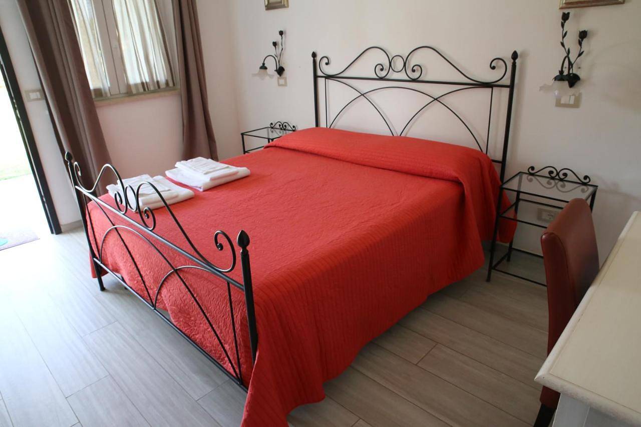 Deluxe Double or Twin Room with Garden View in Civitavecchia, Provincia di Roma