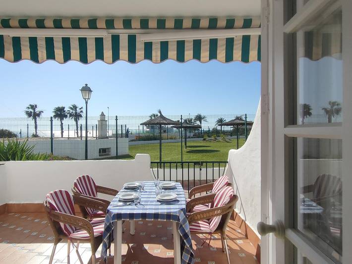 Ganze Ferienwohnung, Apartment mit Pool in der Nähe des Strandes La Barrosa in La Barrosa, Chiclana de la Frontera