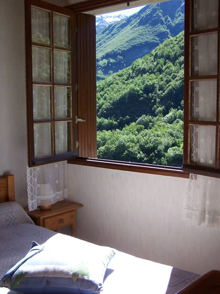 Location de vacances pour 5 personnes, avec sauna et jardin à Gèdre - 2