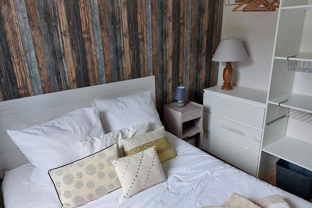 Entire apartment, Renovated apartment close to the lake in Embrun, Écrins National Park