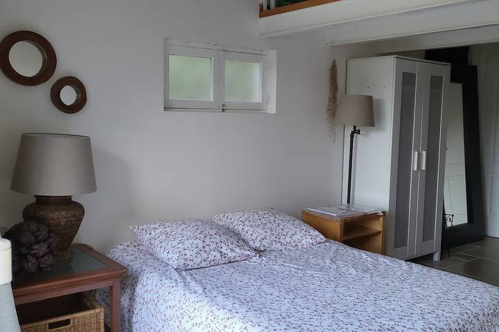 Location de vacances pour 8 personnes, avec terrasse et jardin à Rocbaron - 4