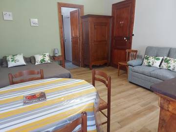 Gîte pour 4 personnes, avec balcon, animaux acceptés à Saint-Mamet