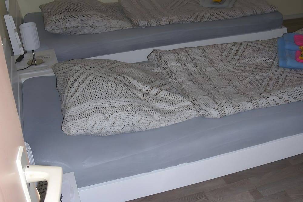 Ganze Wohnung, Apartment für 2 Personen (20 m²) mit Gemeinschaftsgarten und Wlan in Künzell, Rhön-Hessen