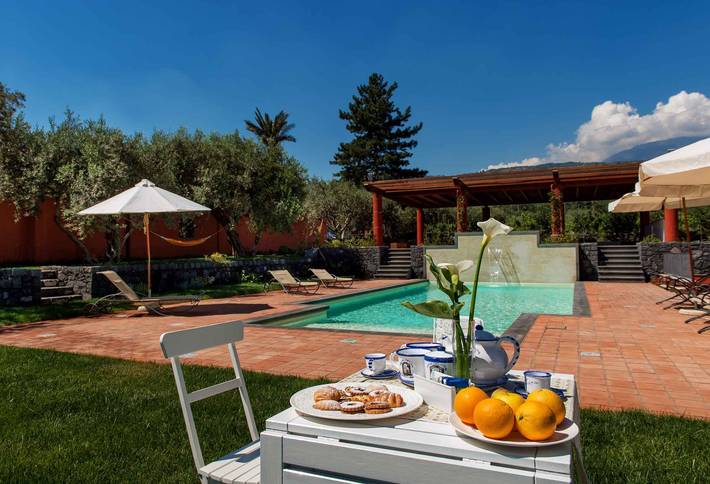 Appartamento per 4 persone, con Giardino a Linguaglossa