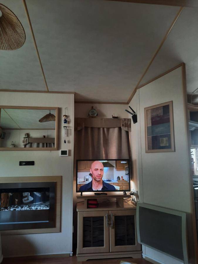 Le Ch'Ti Mobil 48m2 avec wifi gratuit in Saint-Hubert-des-Biards, Région de Bayeux