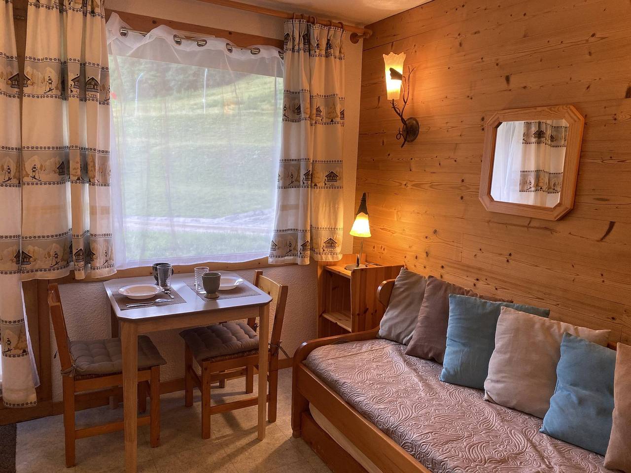 Appartement entier, Studio cosy près des pistes à Valmorel, animaux admis in Valmorel, Les Avanchers-Valmorel