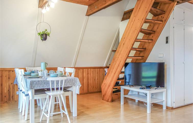 Gemütliches 1BR Apartment mit Terrasse, TV & WiFi - 2km zum Stadtzentrum in Bad Arolsen, Twistesee