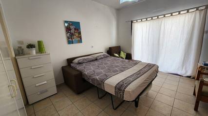 Holiday Rental for 3 People in Ayia Napa, South Cyprus, Photo 2