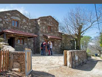 Gîte pour 4 personnes, avec vue et jardin, animaux acceptés à Melgaço