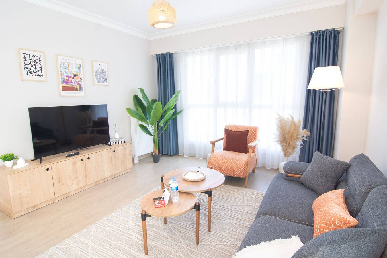 Entire apartment, Cozy 2Br Apt Near Vialand Mall with Nespresso  in Istanbul, Marmara region