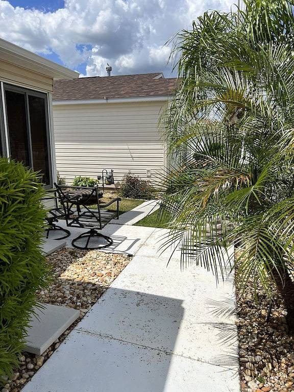 Villa für 4 Personen, mit Terrasse und Garten sowie Pool - 1