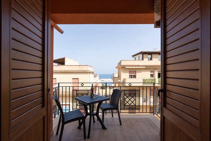 Location de vacances pour 8 personnes, avec balcon à Balestrate - 3