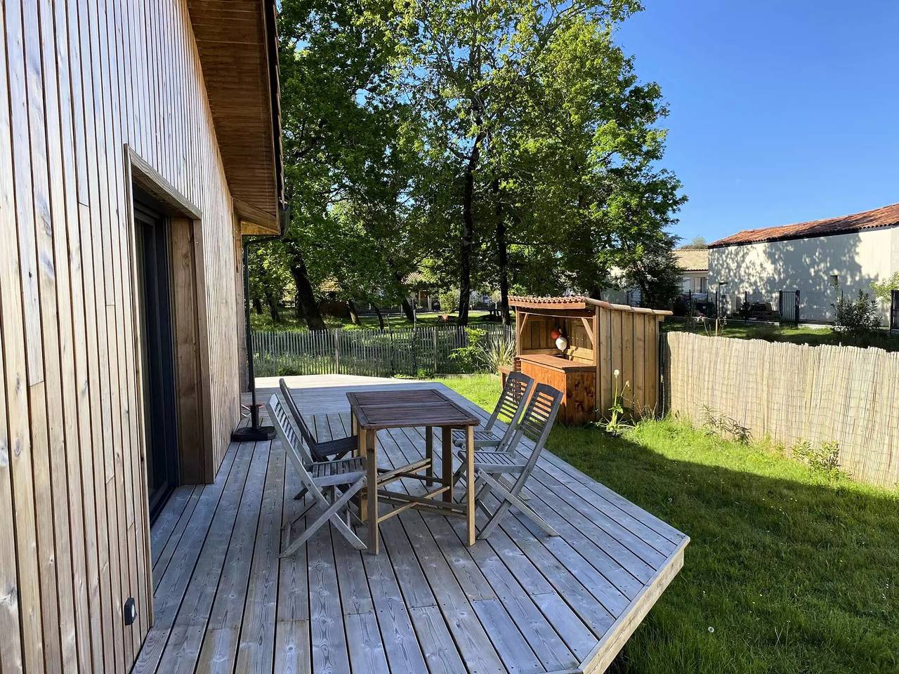 143 - nueva casa de marco de madera encantadora para 8 personas in Hourtin, Lesparre-Médoc region