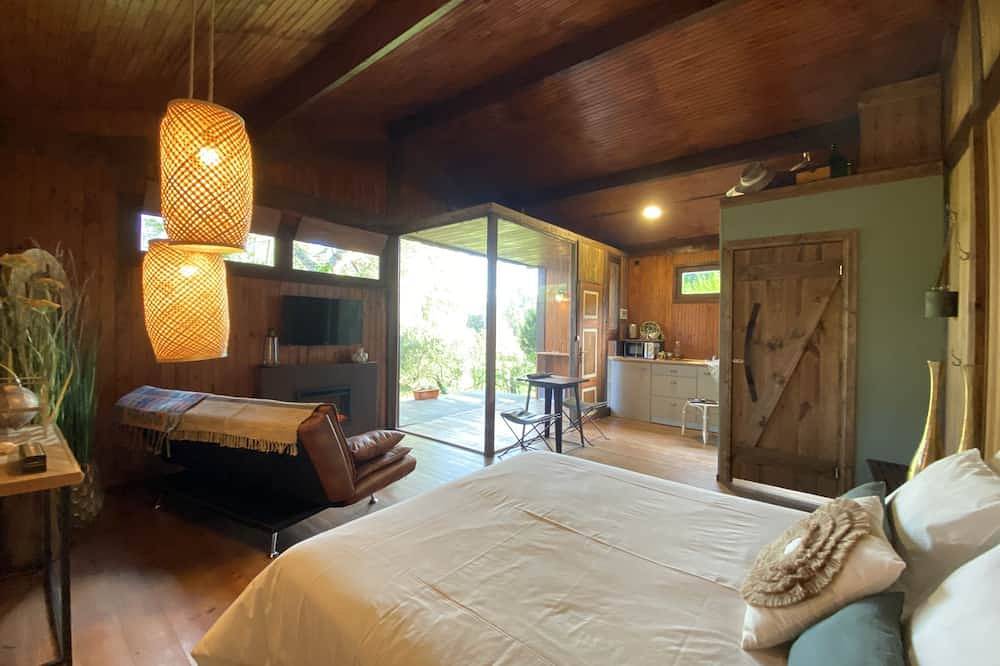 Pine Lodge - luxurious bungalow in nature in Distrito de Porto