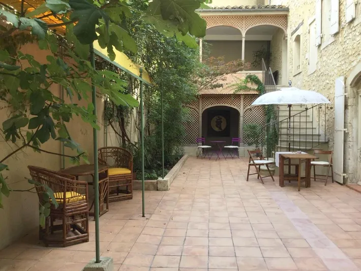 Alojamiento y desayuno para 3 personas, con vistas y jardín - 1