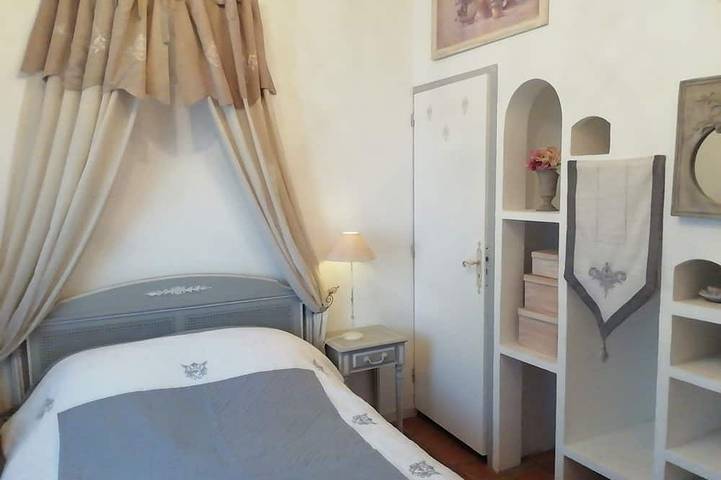 Location de vacances pour 8 personnes, animaux acceptés à Trets - 4