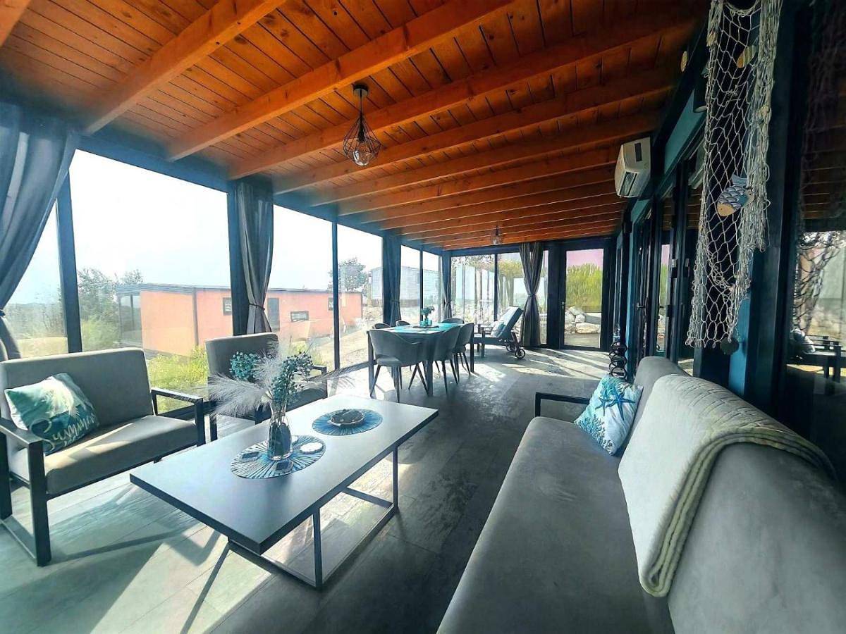 Sea view Bluescape by Vellaris, Luxury Mobile Home in Cunski, Lošinj (Kvarner Bucht)