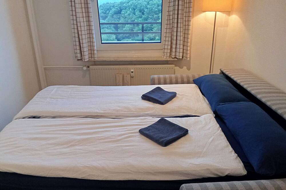 Ganze Wohnung, Seeblick Apartment  direkt neben der Schwimmhalle,  Tierfreundlich in Plön, Plön (Stadt)