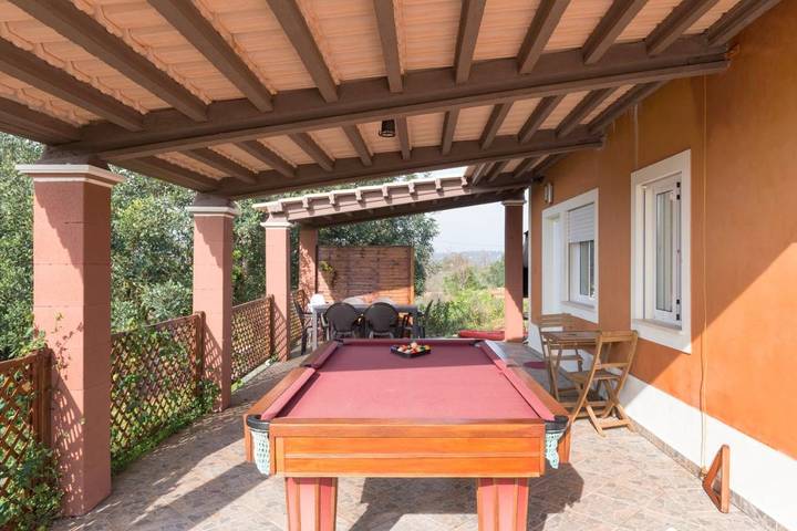 Location de vacances pour 13 personnes, avec piscine ainsi que jacuzzi et jardin dans Alcantarilha - 4