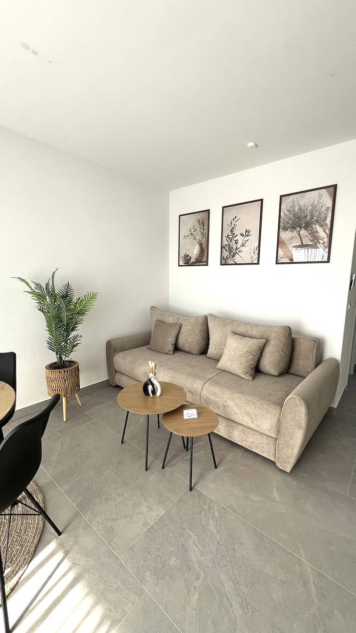 Apartment 'Terrace  Makarska' with Sea View, Wi-Fi and Air Conditioning